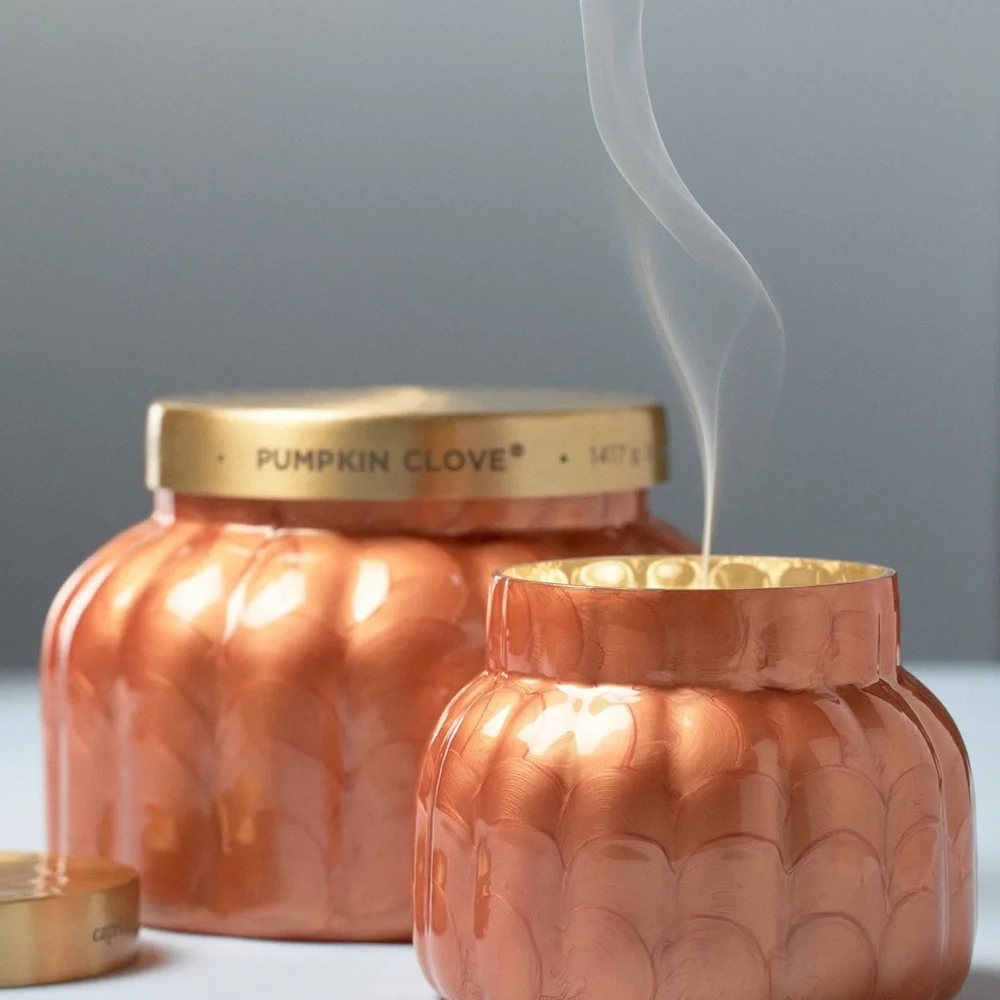 NEW NWT Anthropologie Capri Pumpkin Clove candle 19 oz